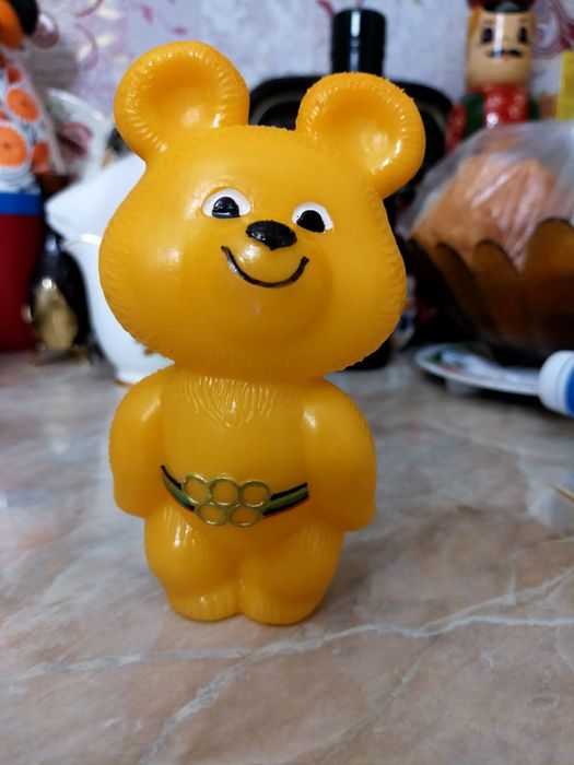 Продам советские  игрушки пластмасс. Листайте.