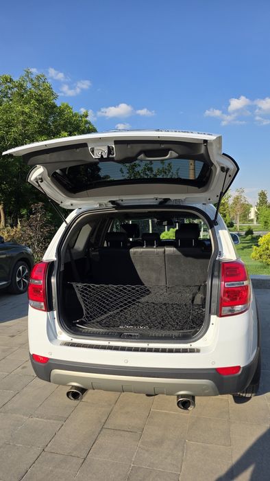 Продам Chevrolet Captiva 2012 года выпуска
