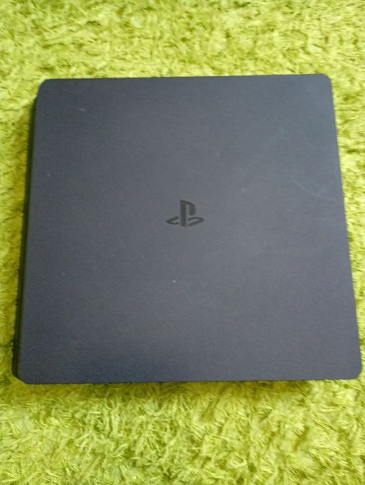 PlayStation 4 slim