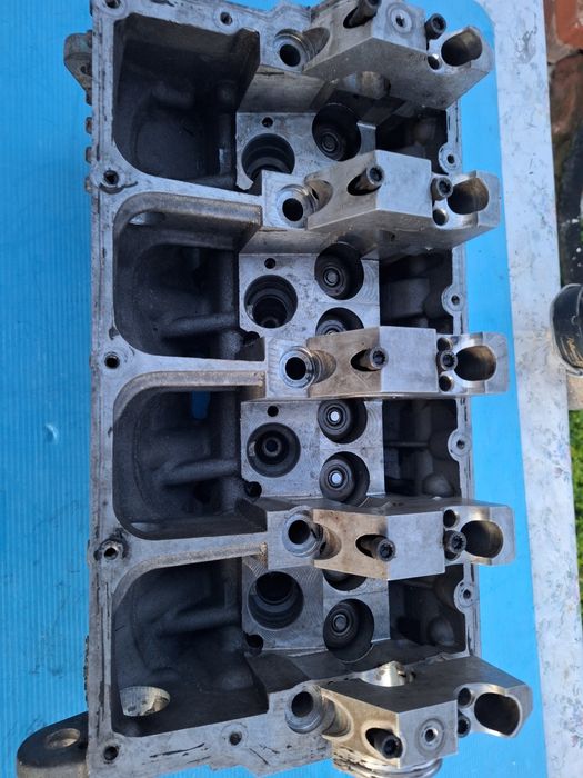 Отлично състояние легла дюзи  Глава 1.9tdi 131к Volkswagen Audi Seat