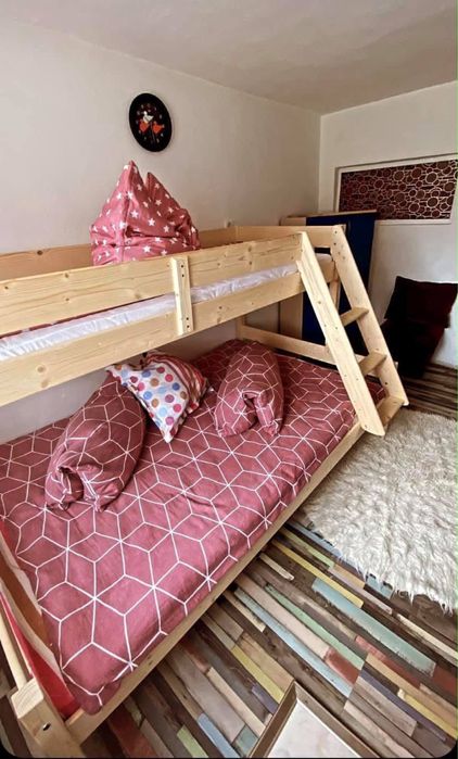 Inchiriez cabana in Statiunea Parang