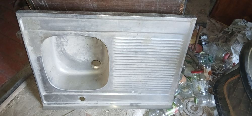 Продаю мойку сантехника