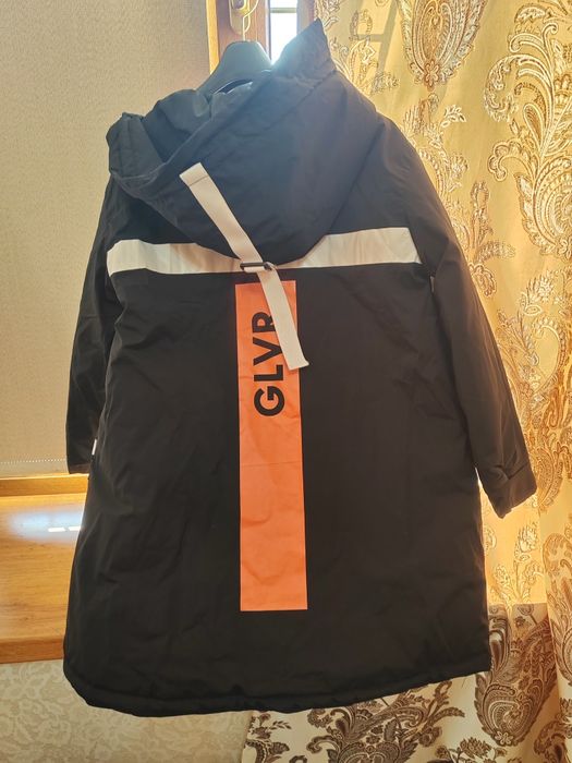 Продам куртку унисекс