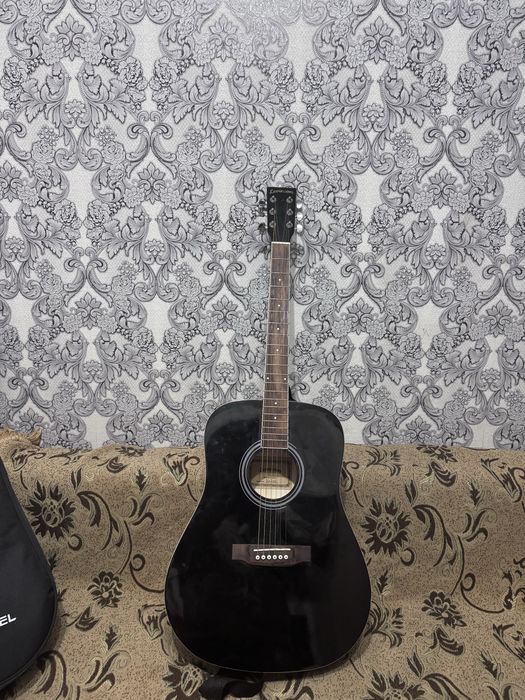 Продам гитару аккустическую