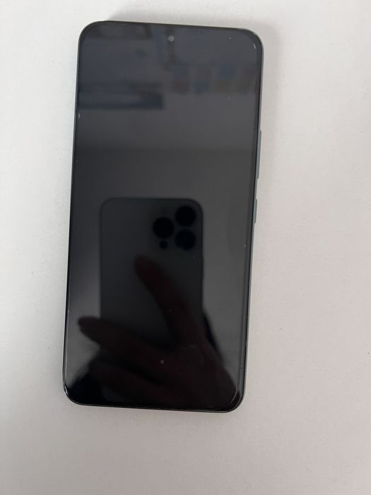 Samsung Galaxy S22 8GB RAM Dual SIM – Impecabil – Ca nou