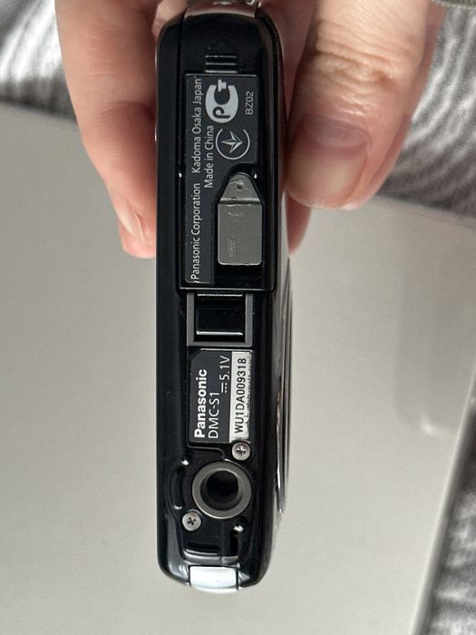 Цифровая камера Panasonic Lumix DMC-S1