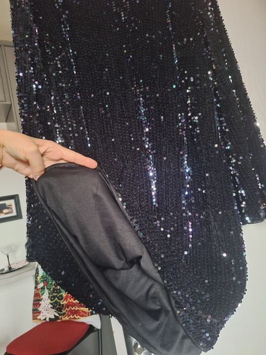 Rochie XXL catifea si paiete
