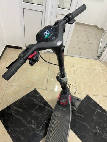 Продам самокат Segway Ninebot P100S