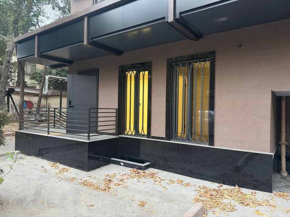 здаеотса аренда под офис либа под бизнес Ц-1 Аренда 
1/1/5
Этаж 1
Дом