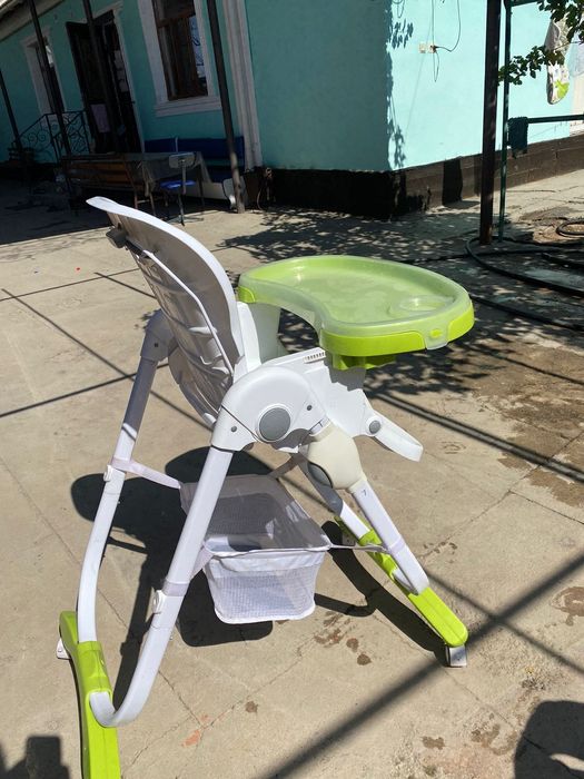 Детский стульчик для кормления