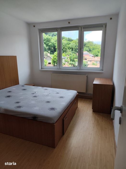 Apartament cu 2 camere, balcon și lift