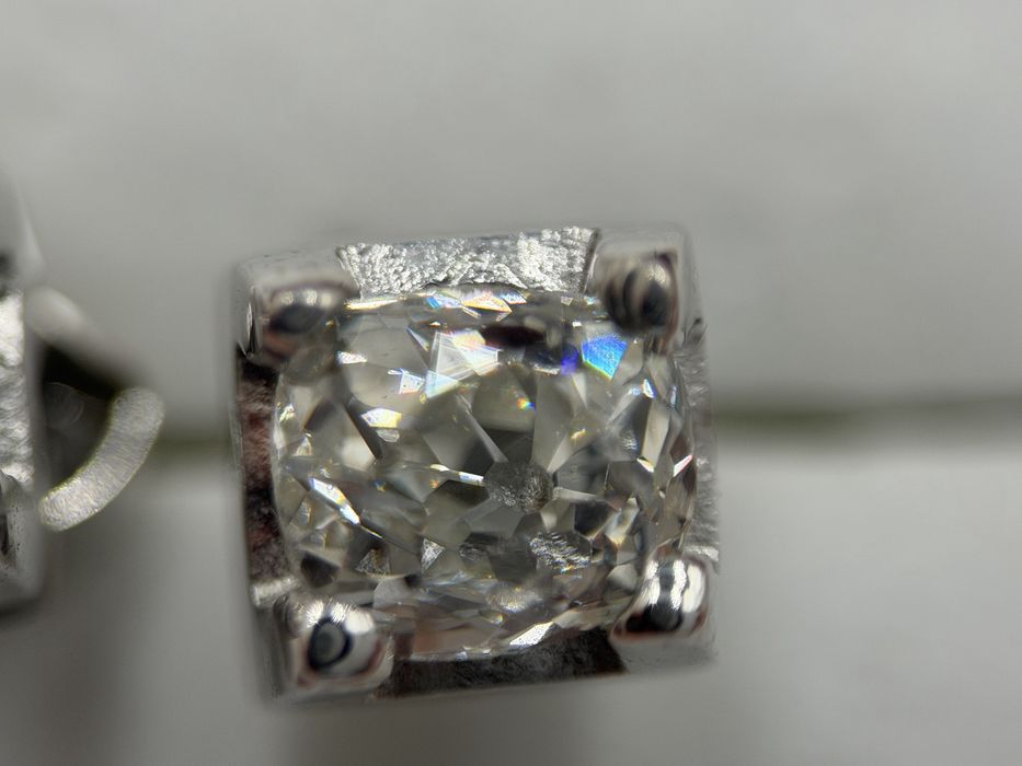 Diamante 1.2 kt Cercei aur 14 k Taitura Old european Cut