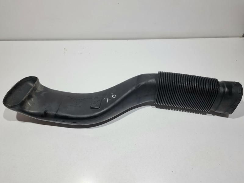 Furtun admisie aer BMW X6 E71, E72 7798341 3.0d M57 286 cp