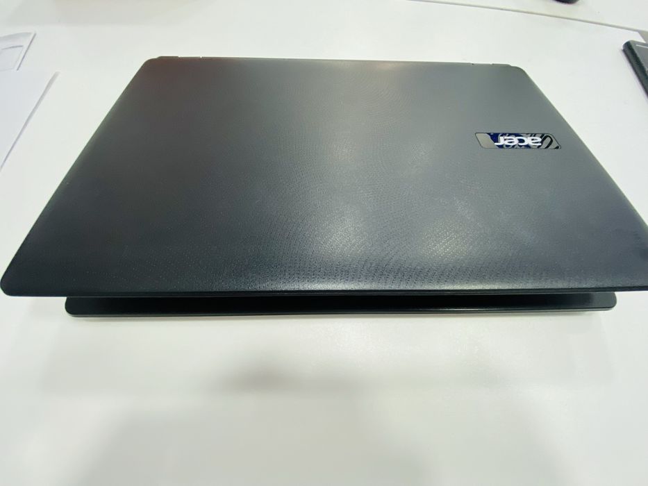 Laptop baquvvat Acer brendi