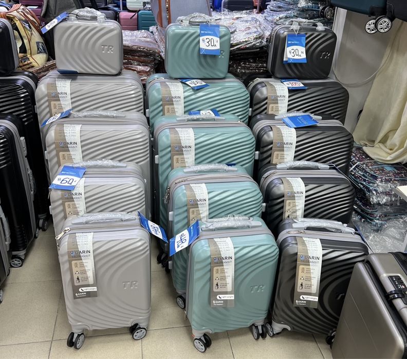 Куфар за ръчен багаж 57x38x23 см Лек ABS с разширител 5см, 4 колела