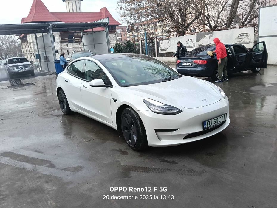 tesla model 3 long range facelift 2021