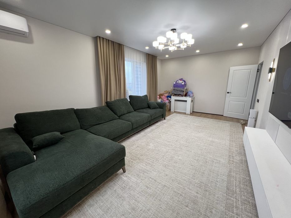 Продам угловой диван