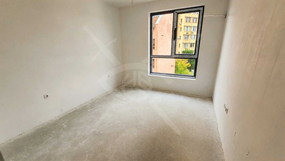 Продава се Тристаен апартамент в Пловдив, Съдийски - 110 кв.м за 1410 €/кв.м - Снимка #4