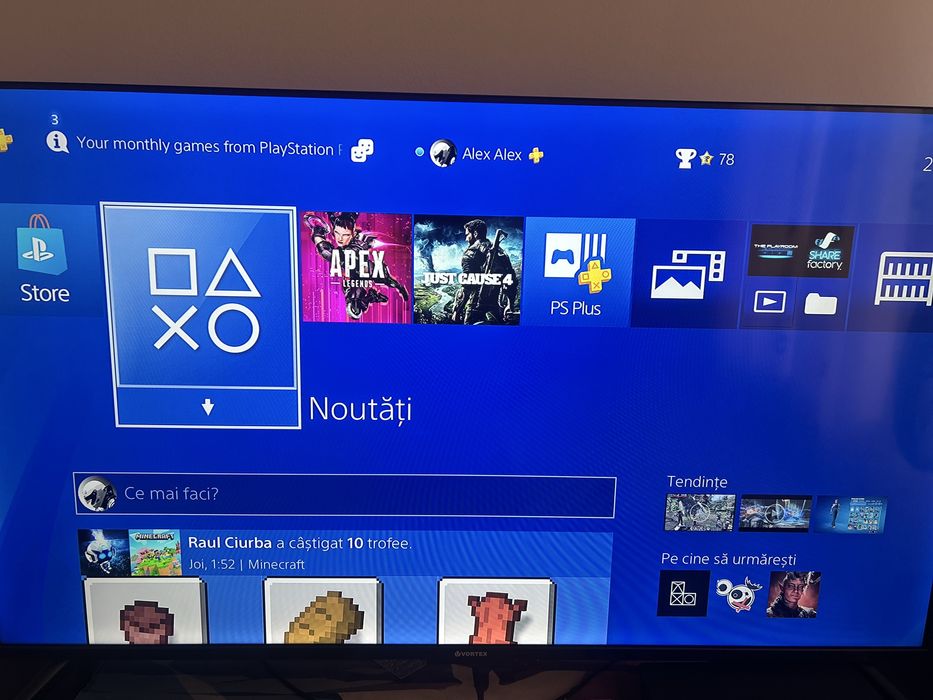 Vand ps 4 in stare buna