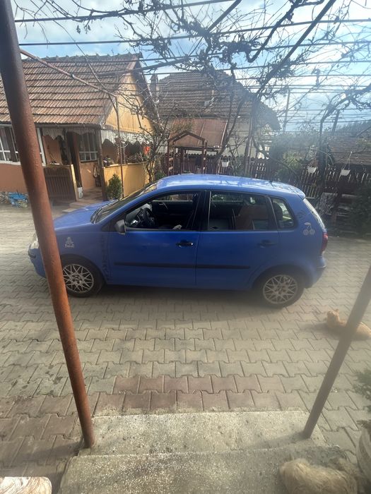 Vând polo 2007 1.2 benzina pentru mai multe detali sunati