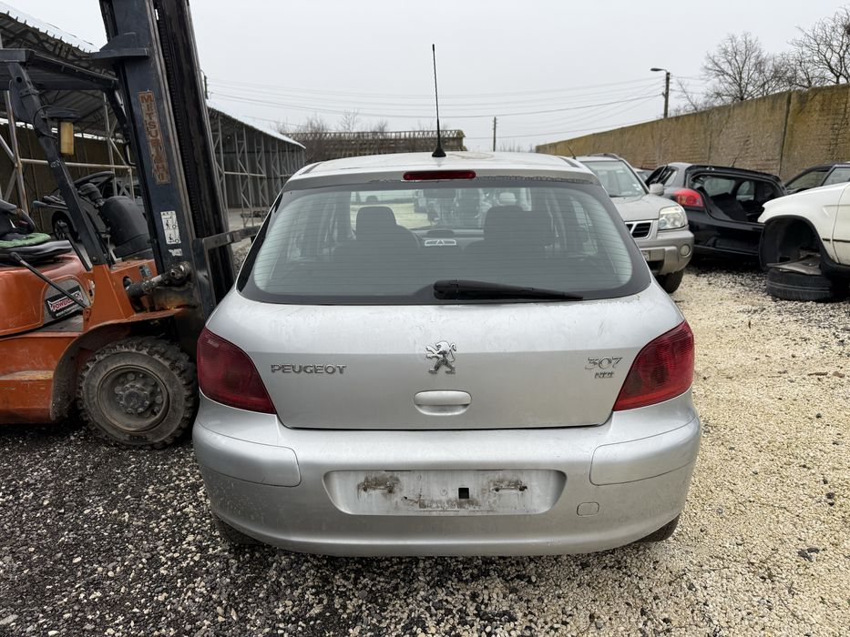 Peugeot 307 2.0 HDi 90 к.с. 2002 г. – НА ЧАСТИ