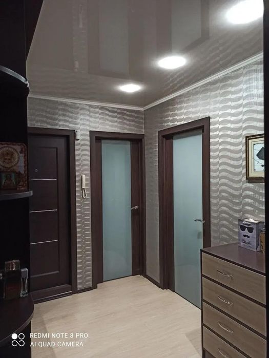 Продам 3х квартиру центр