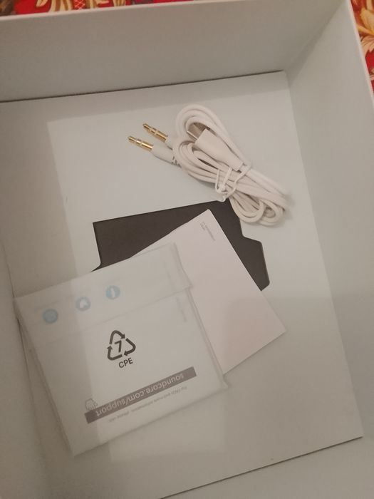 Продам наушник Space Q45 white