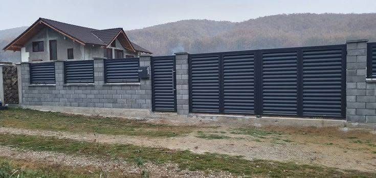 Construim garduri și porți la cerința clientului