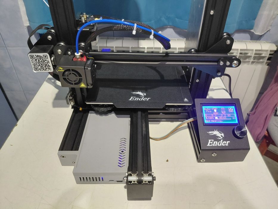 Imprimanta 3D Ender 3-Pro