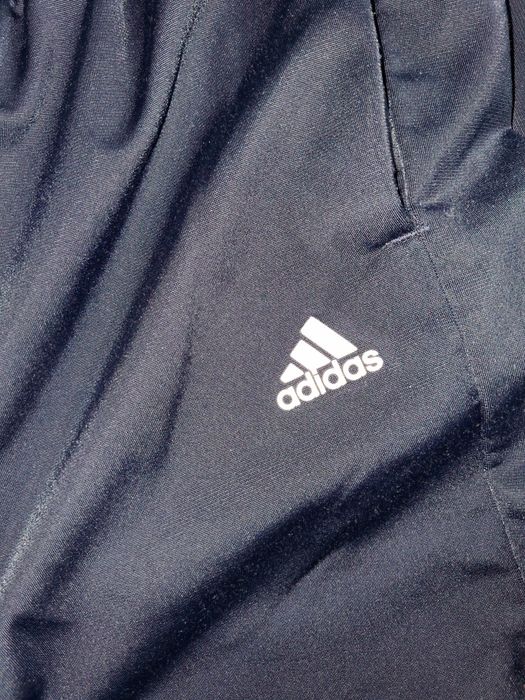 Екип на Адидас/Adidas