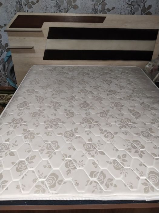 2 kishilik Yotoqxona mebeli zamonaviy koʻrinishda