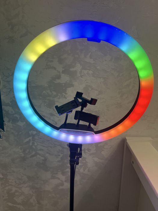 Кольцевая лампа RGB