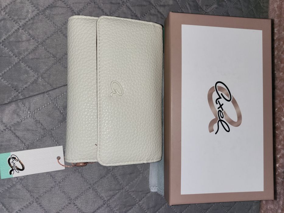 Дамско портмоне Axel