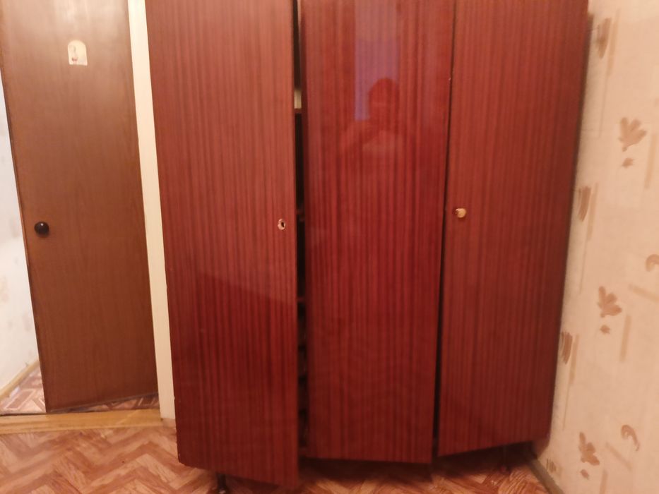 Отдам даром мебель