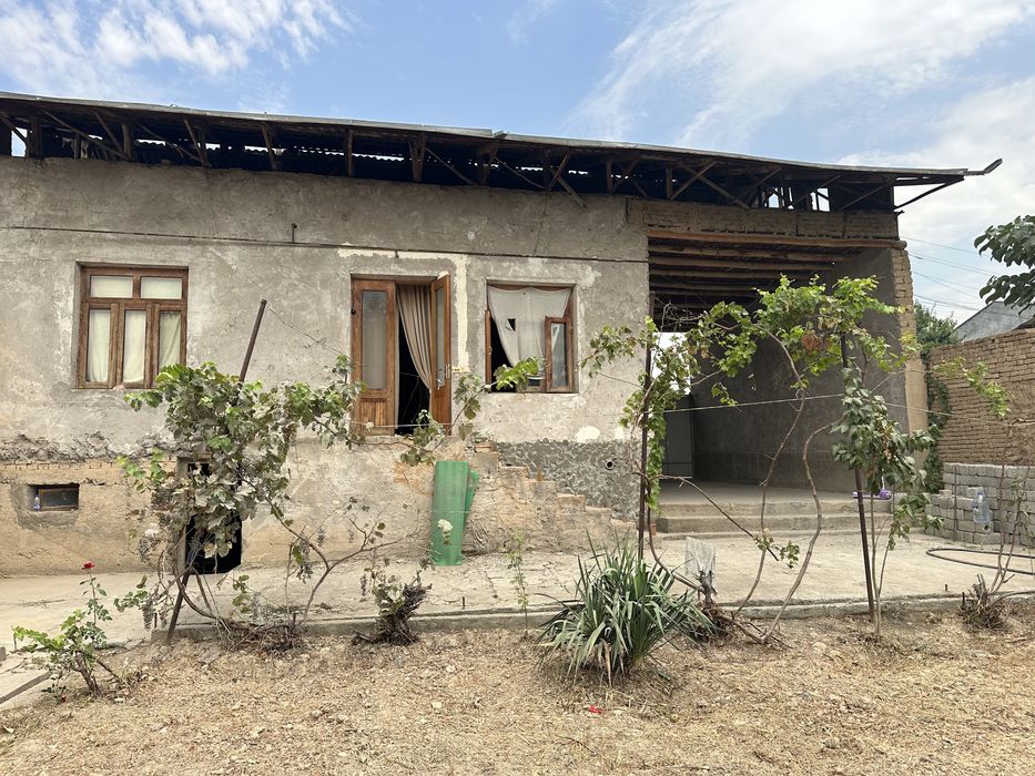 Uy uchqahramondan 6 km otkanda