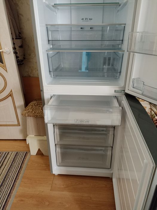 Продам холодильник