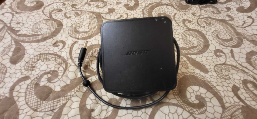 BOSE Incarcator 20V-1.5A fuctional