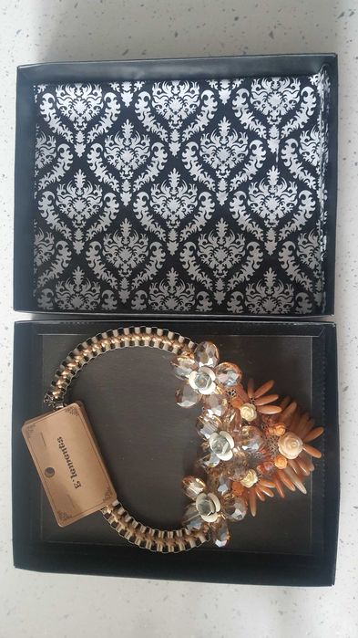 Атрактивно колие