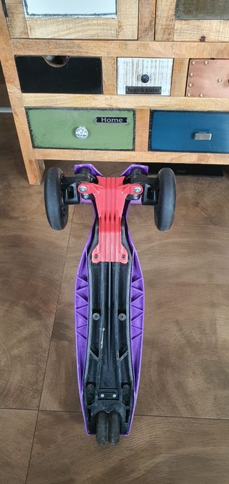 Micro Maxi детска тротинетка до 50 кг.