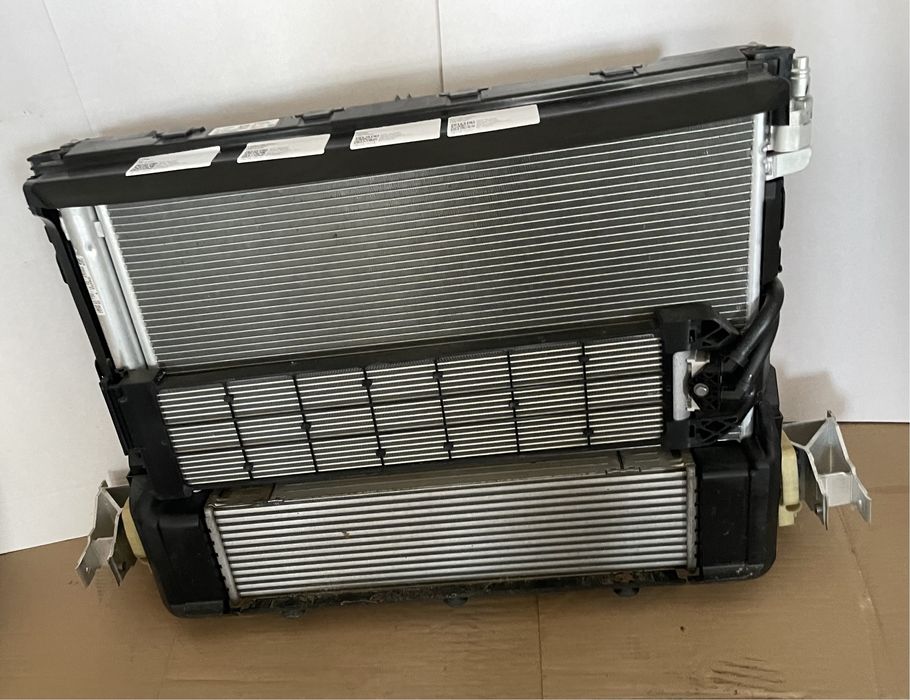 Set radiatoare BMW seria 5 G30 G31 G38 radiator racire clima tragar