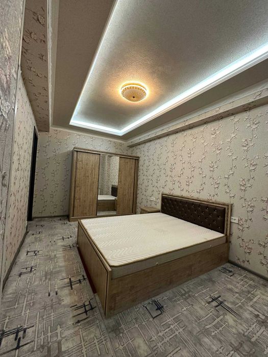 Квартира Қорасув мавзесида ижарага берилади: