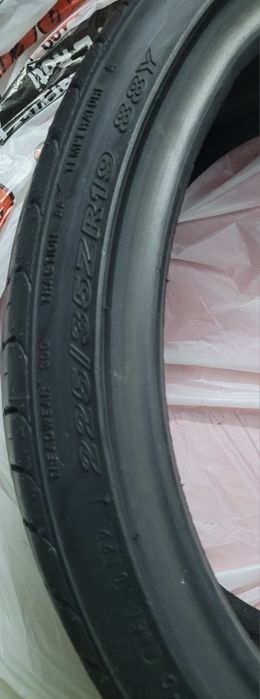 1 Anvelopa vara Nexen 225 35 ZR 19 88Y  dot 0122 profil 7mm
