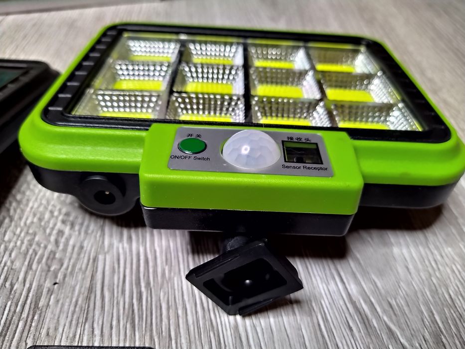 Lampa solara 144 LED-uri senzor de miscare si telecomanda, Camping