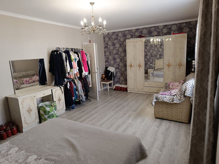 Продам дом 6- комнат 9 сот