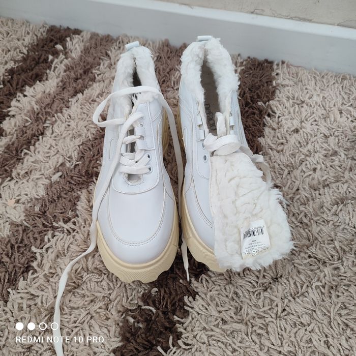 Обуви черный детский36 ,крассовки ,