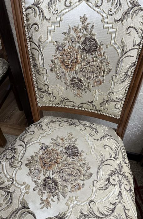 стулья для гостиной