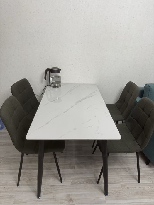 Комплект стол и 4 стула