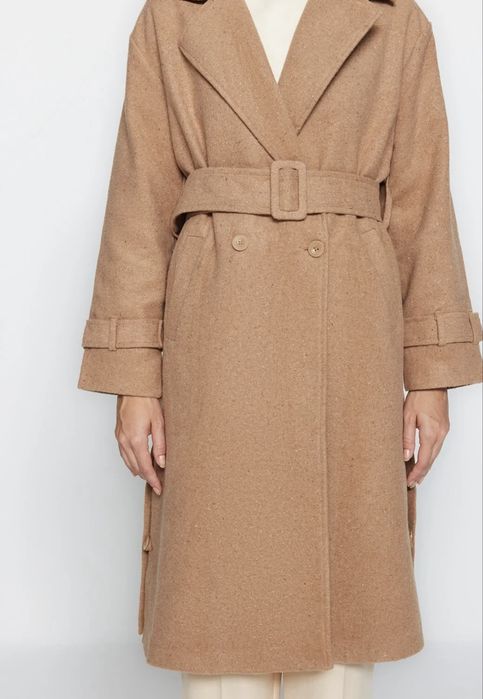 Дълго вълнено палто с щампи от норка с широка кройка и колан Trendyol