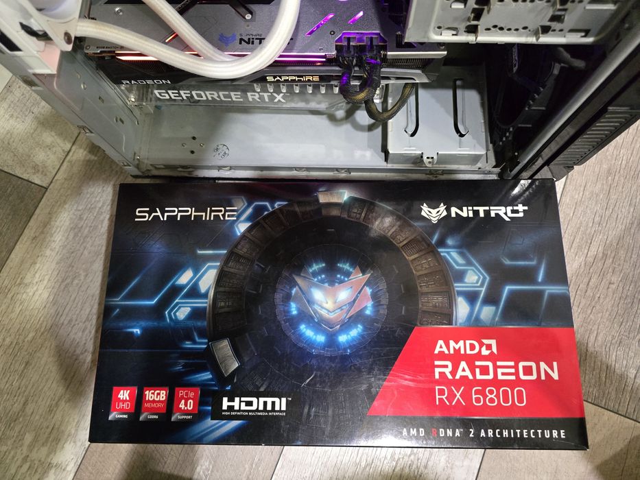 Sapphire nitro+ AMD rx 6800 16GB