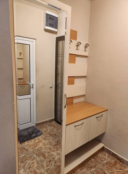 Дава се под наем Тристаен апартамент в Велико Търново, Бузлуджа - 70 кв.м за 346.8 € - Снимка #4